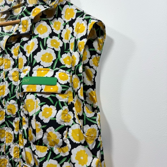 Diane Von Furstenberg Floral Hooded Vest - Picture 7 of 14